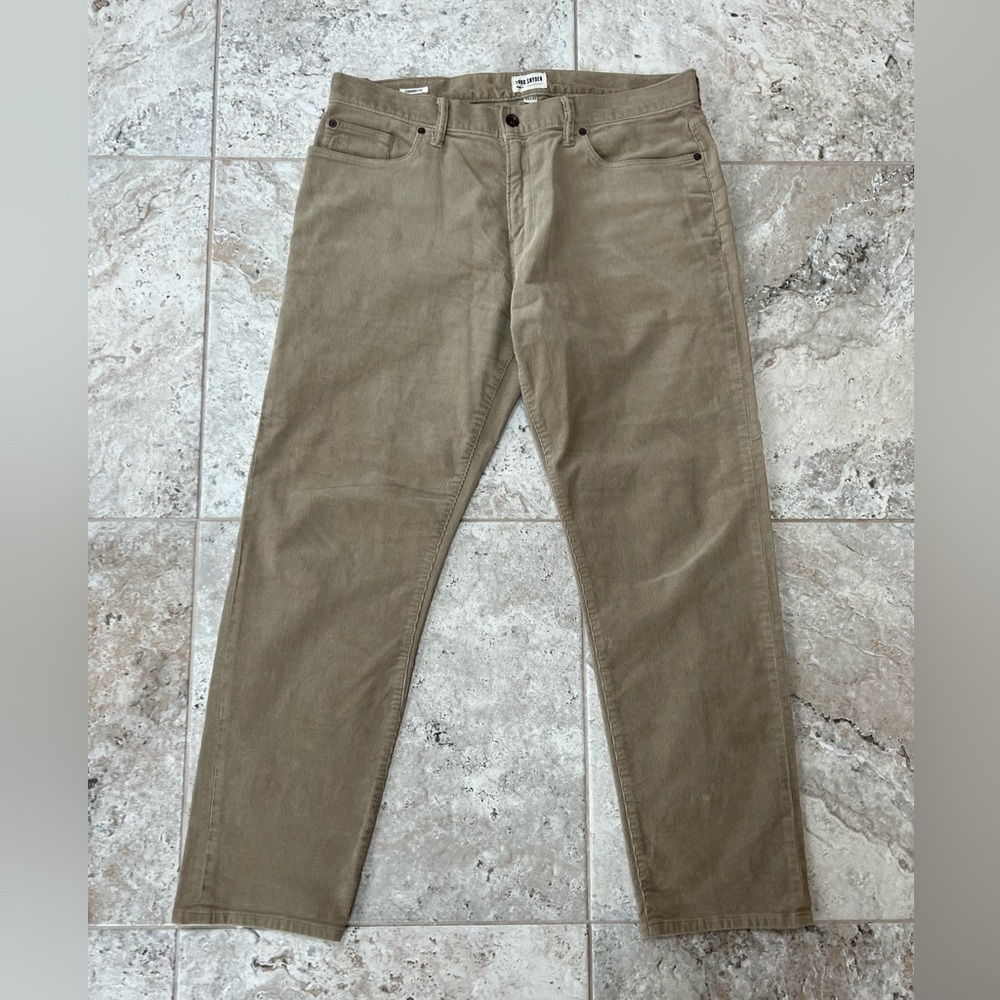 Todd Snyder Straight Fit 5-Pocket Corduroy Pants in Tan Light Brown, size 34x30